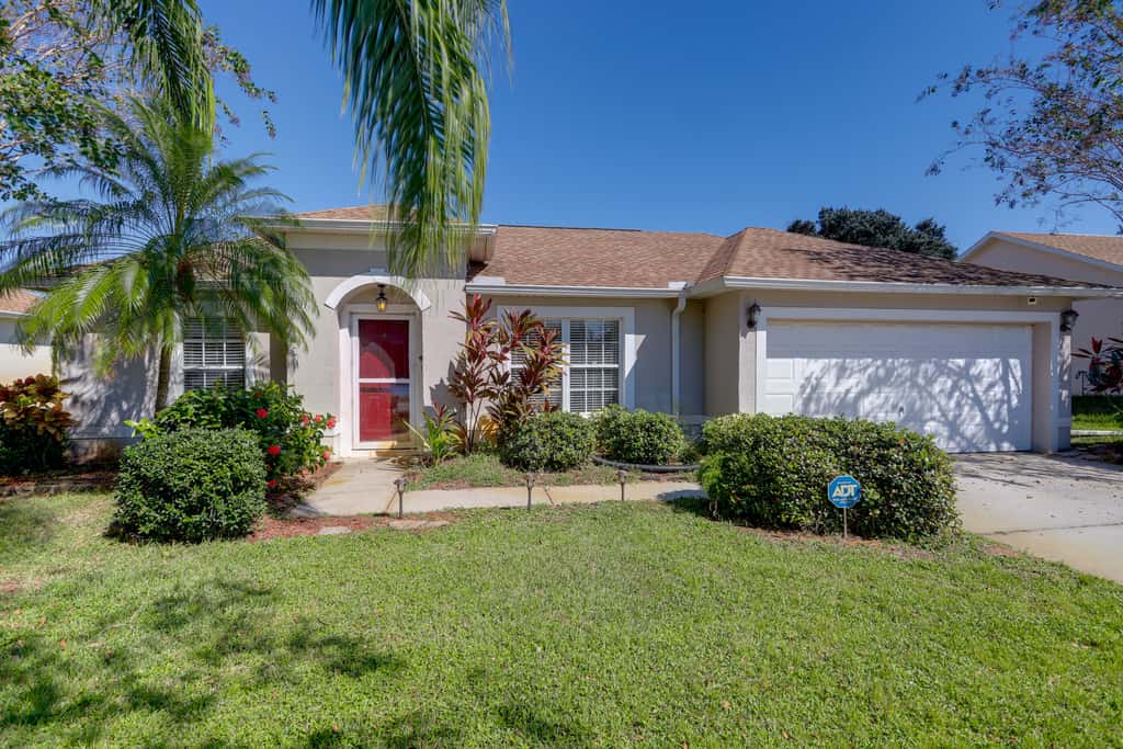 Bright Titusville Retreat w/ Lanai - WFH Friendly!