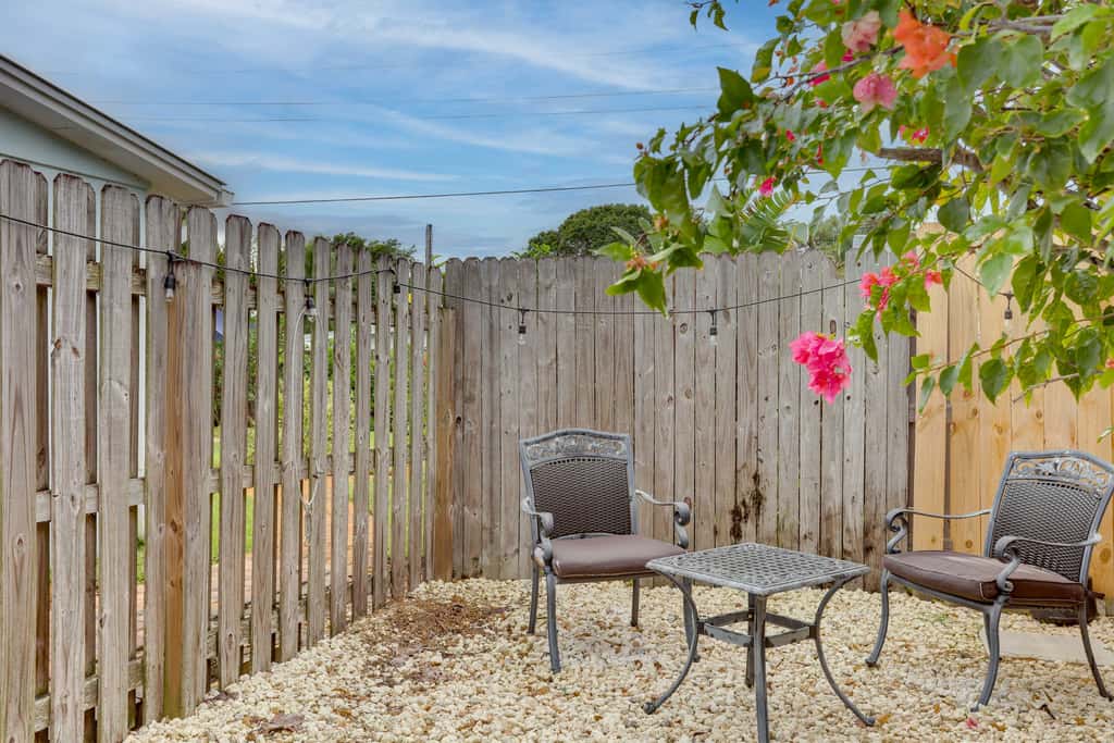 Pet-Friendly Stuart Studio < 3 Mi to Downtown!