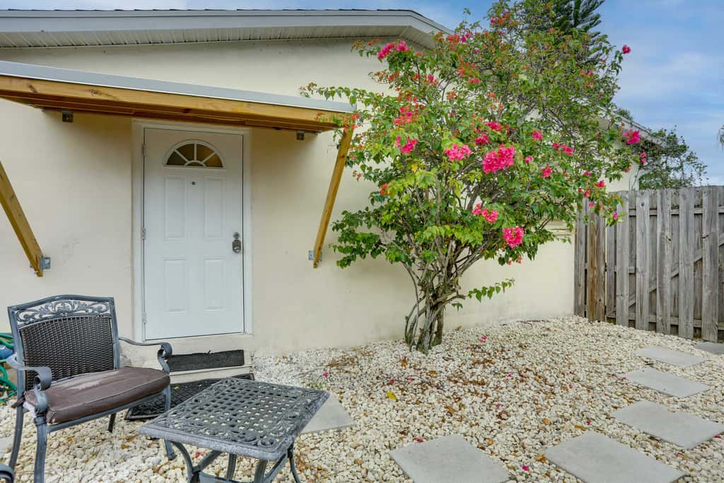 Pet-Friendly Stuart Studio < 3 Mi to Downtown!