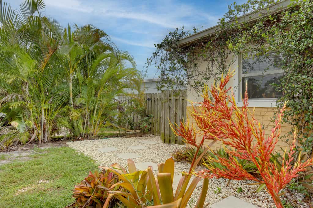 Pet-Friendly Stuart Studio < 3 Mi to Downtown!