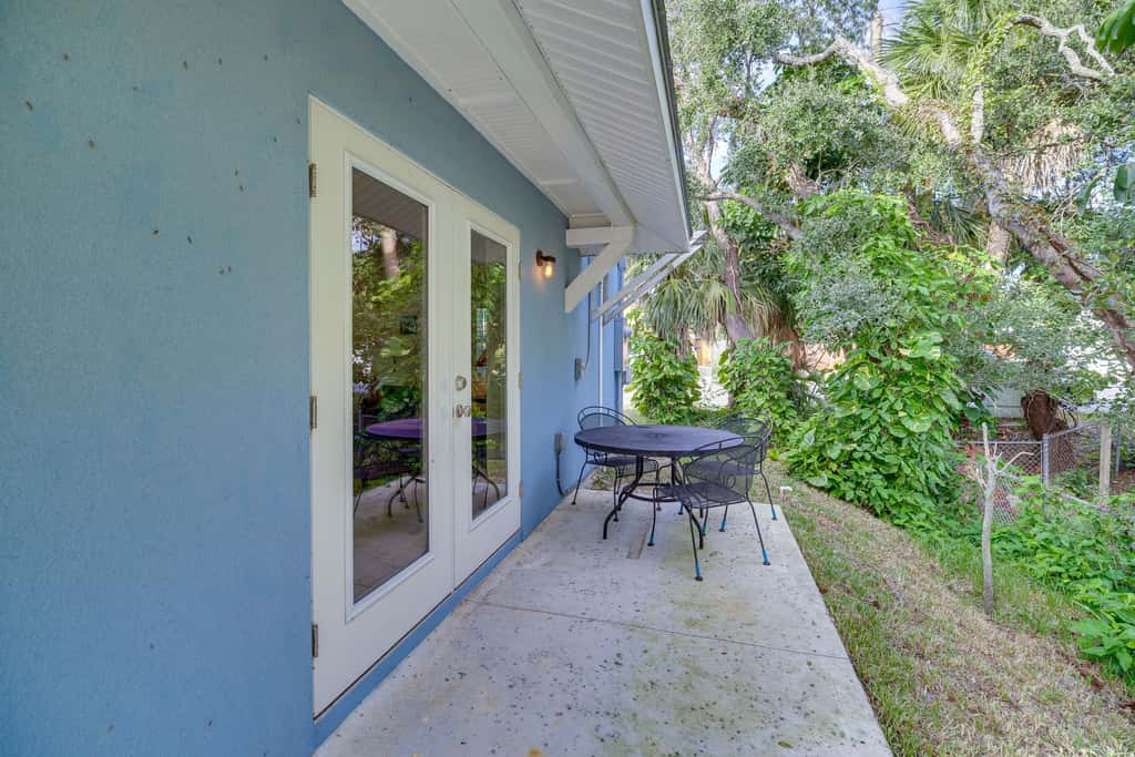 2-Story Cape Canaveral Home: Walk to Public Beach!