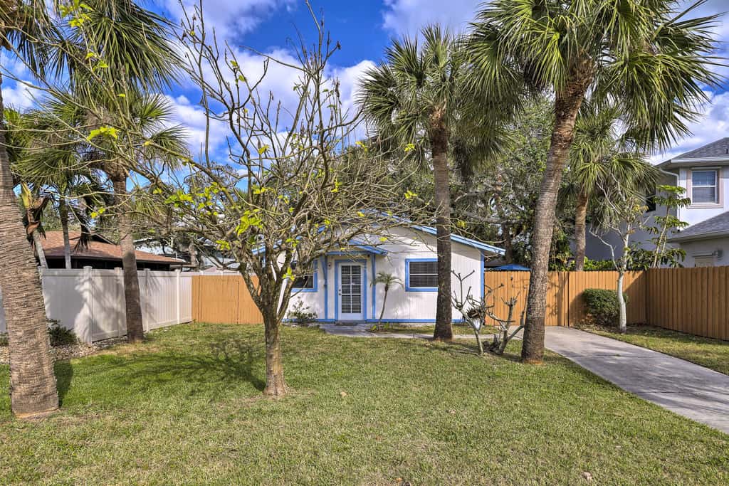 Cape Canaveral Cottage w/ Hot Tub: Walk to Beach