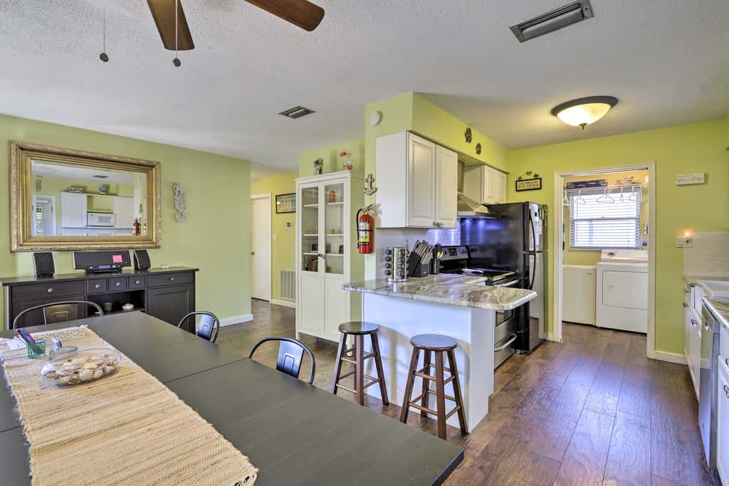 Cape Canaveral Cottage w/ Hot Tub: Walk to Beach