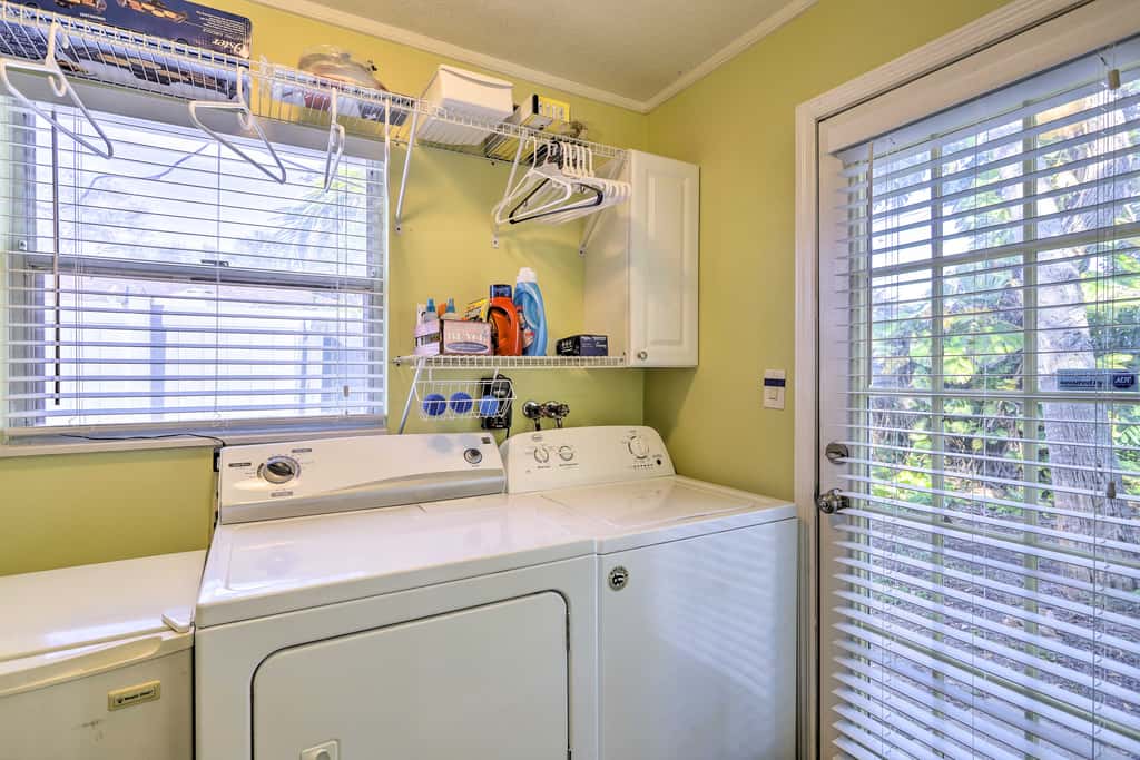 Cape Canaveral Cottage w/ Hot Tub: Walk to Beach