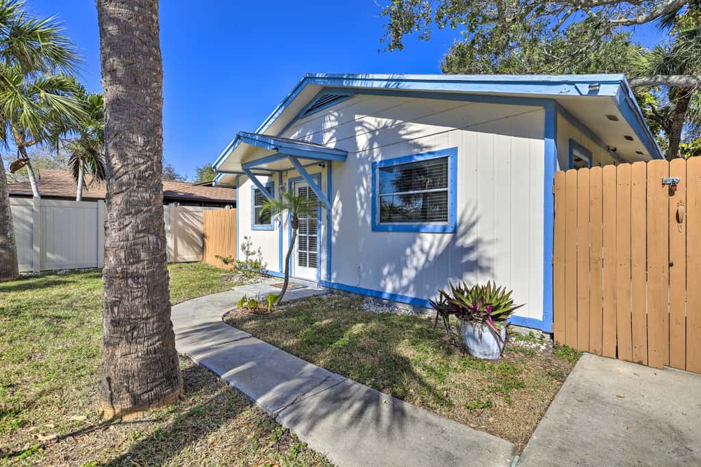 Cape Canaveral Cottage w/ Hot Tub: Walk to Beach