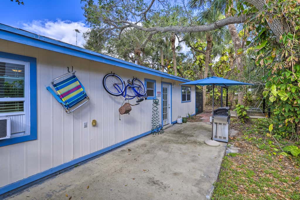 Cape Canaveral Cottage w/ Hot Tub: Walk to Beach