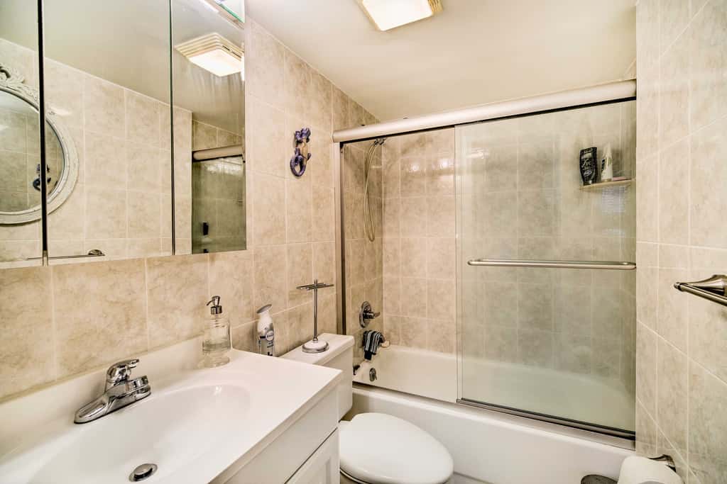 Lovely Fort Pierce Condo, Walk to Beach!