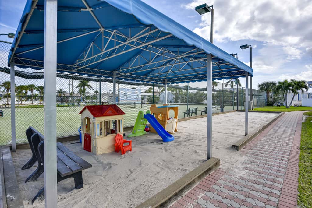 Nettles Island Vacation Rental w/ Resort Amenities