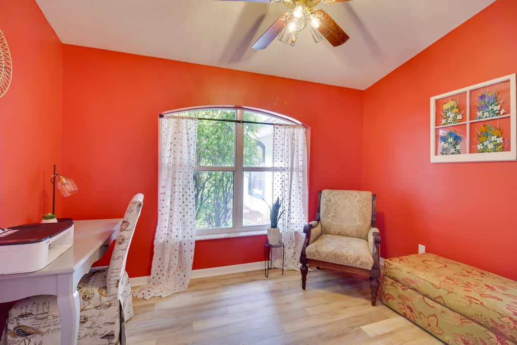 'Casa Blanco' Escape w/ Fire Pit in Sebastian!