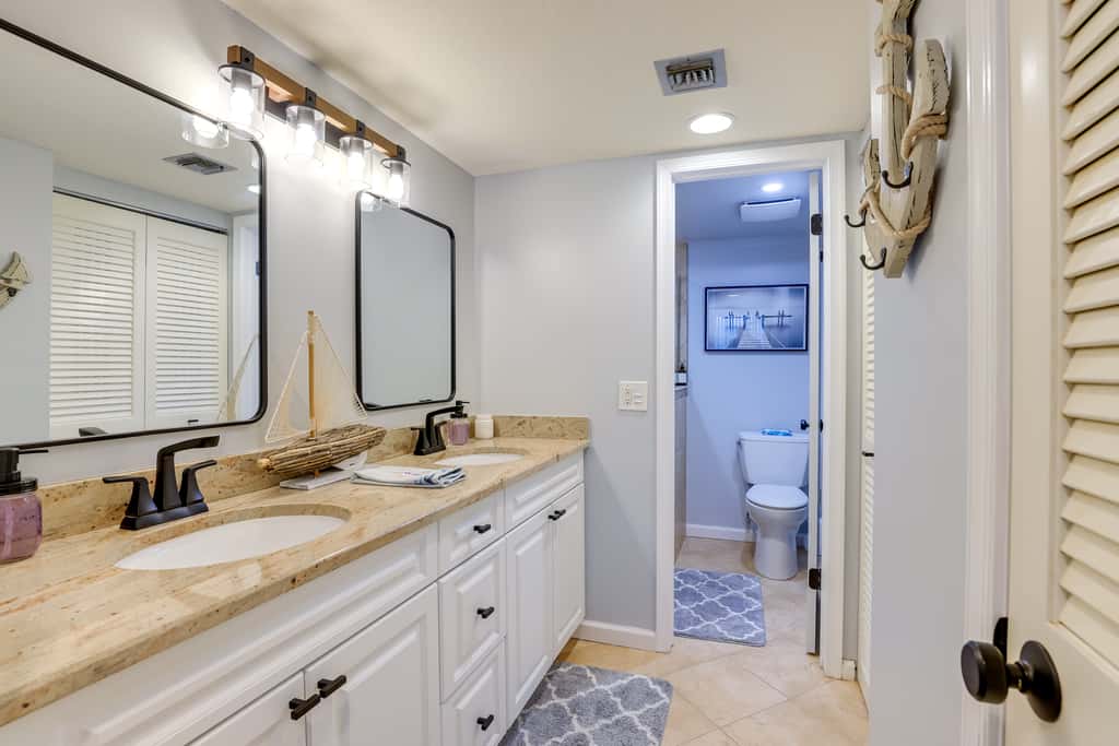 Ocean Village Condo: 3 Pools, Hot Tub & Beach