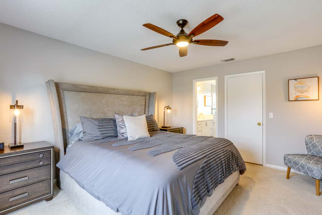 5 Mi to Beach: Jupiter Townhome w/ Pool Access
