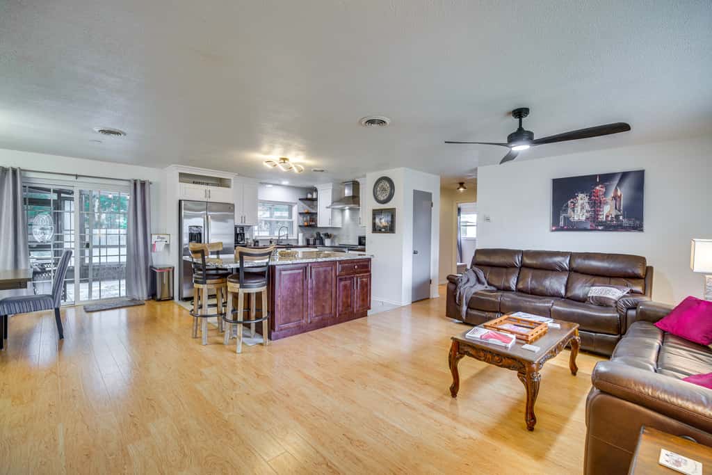 Poolside Paradise! Central Merritt Island Home