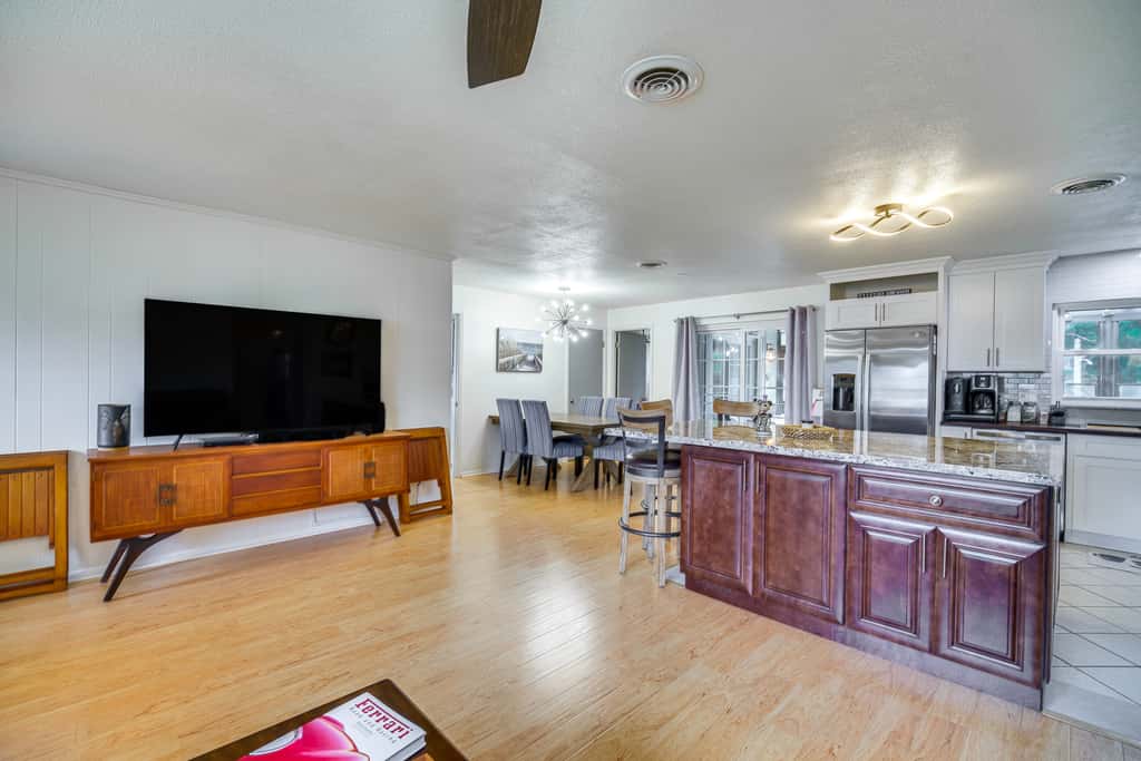 Poolside Paradise! Central Merritt Island Home