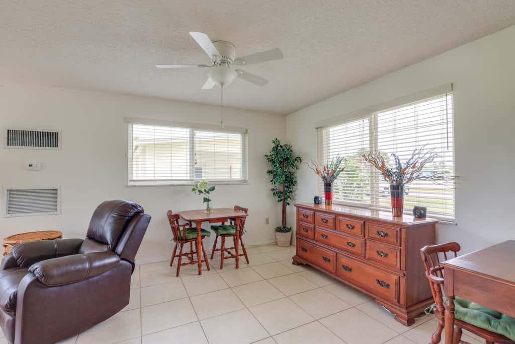 Sunny Port St Lucie Home: Lanai & Golf Course View