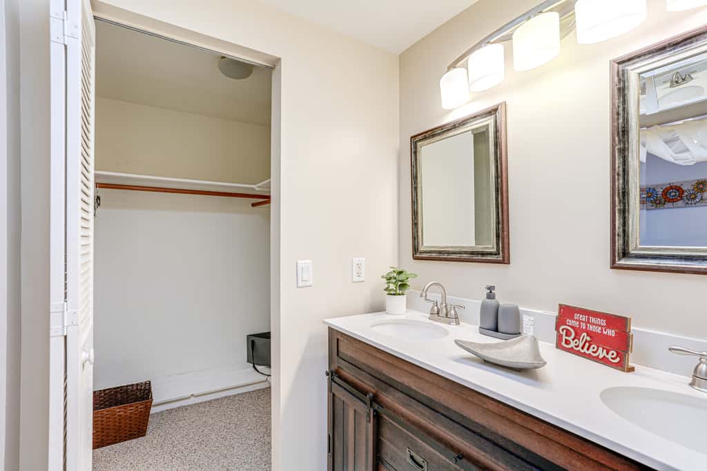 Sunny Port St Lucie Home: Lanai & Golf Course View