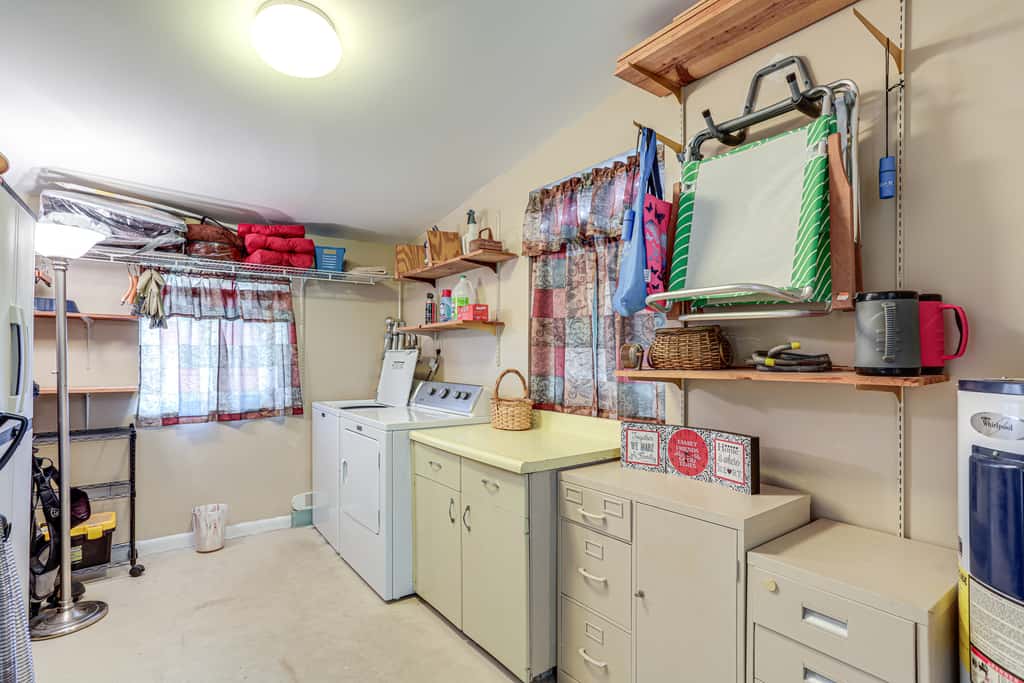 Sunny Port St Lucie Home: Lanai & Golf Course View