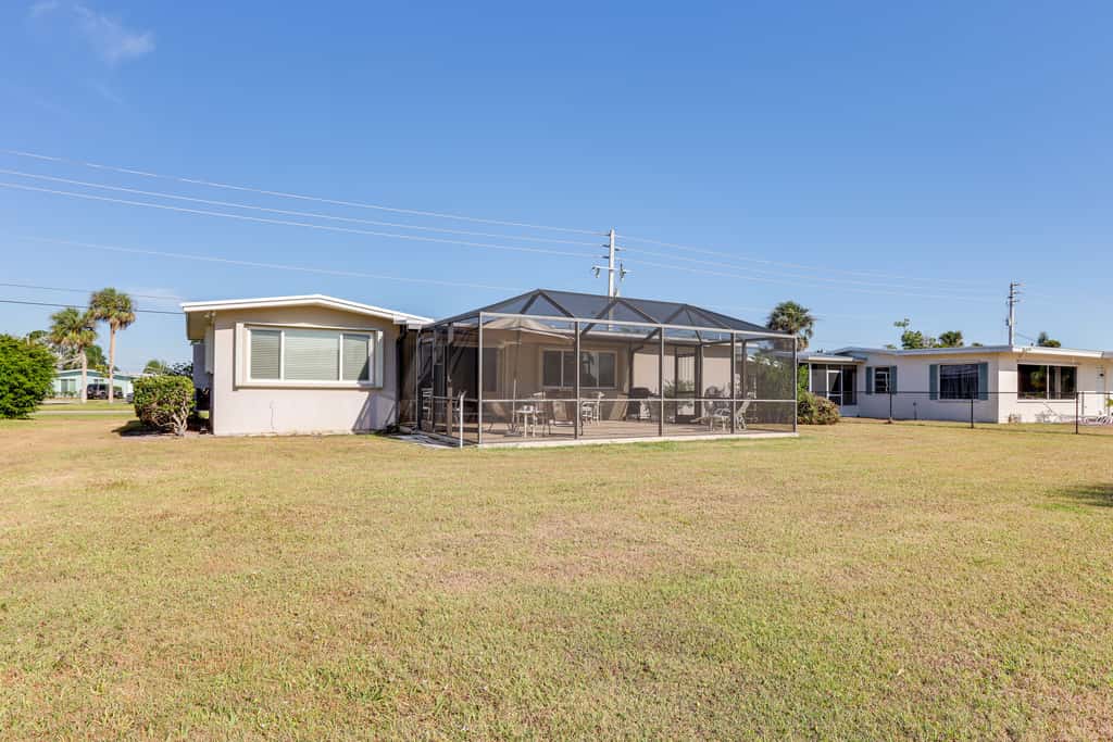 Sunny Port St Lucie Home: Lanai & Golf Course View