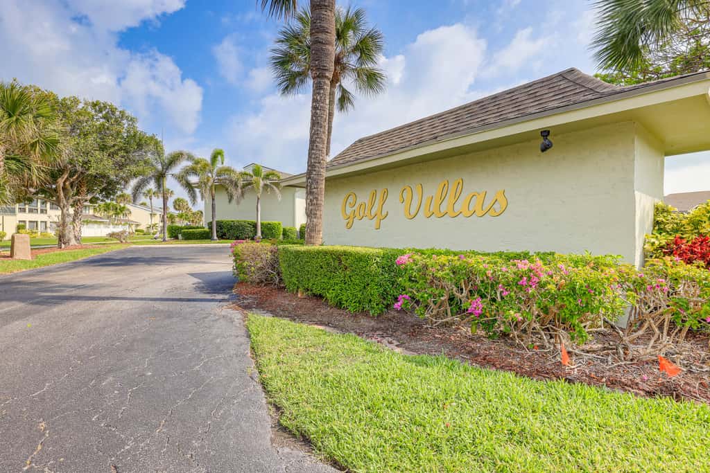 Pool, Golf & Beach Access: Fort Pierce Condo!
