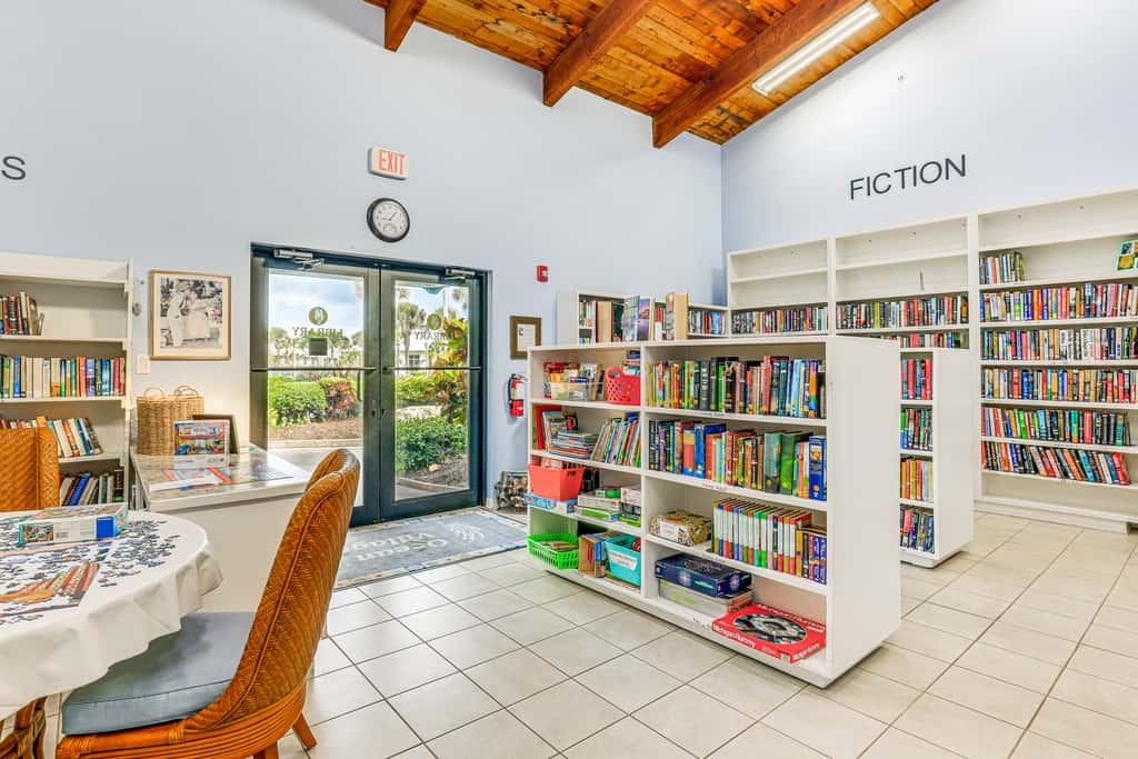 Pool, Golf & Beach Access: Fort Pierce Condo!
