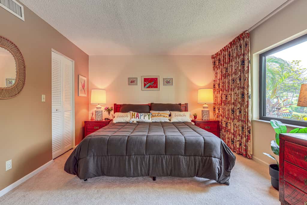 Condo w/ Patio & Resort Amenities in Fort Pierce!