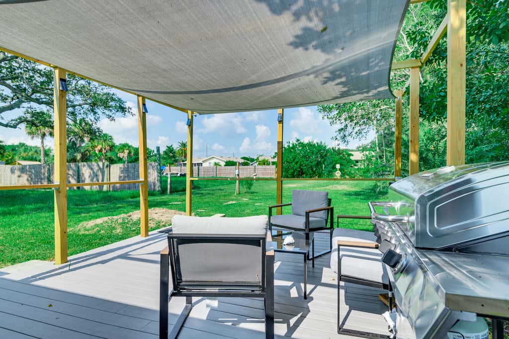 Centrally Located Merritt Island Cottage w/ Deck!