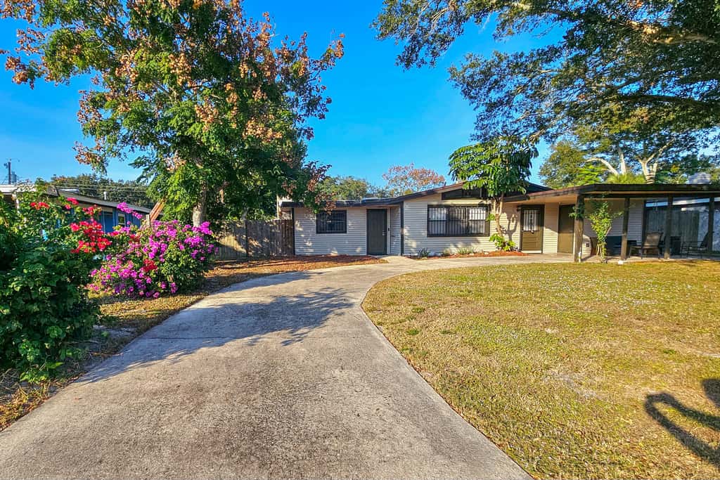 2 Mi to Cocoa Riverfront Park: Home w/ Patio!