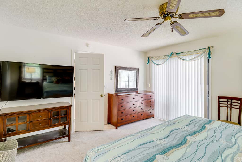 2 Mi to Water: Sebastian Home w/ Pool!