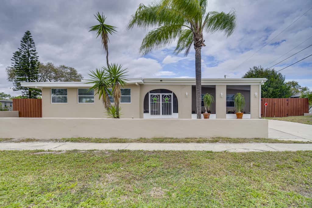 5 Mi to Beaches: Melbourne Duplex w/ Heated Pool!