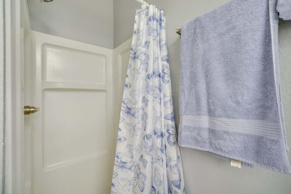 5 Mi to Beaches: Melbourne Duplex w/ Heated Pool!
