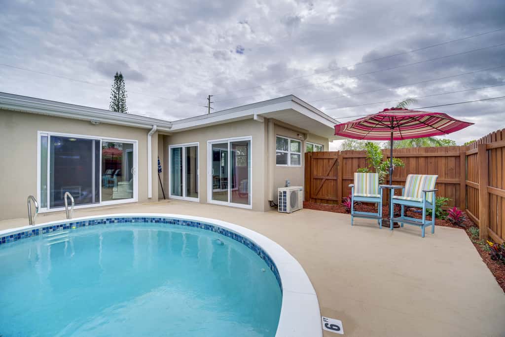 5 Mi to Beaches: Melbourne Duplex w/ Heated Pool!