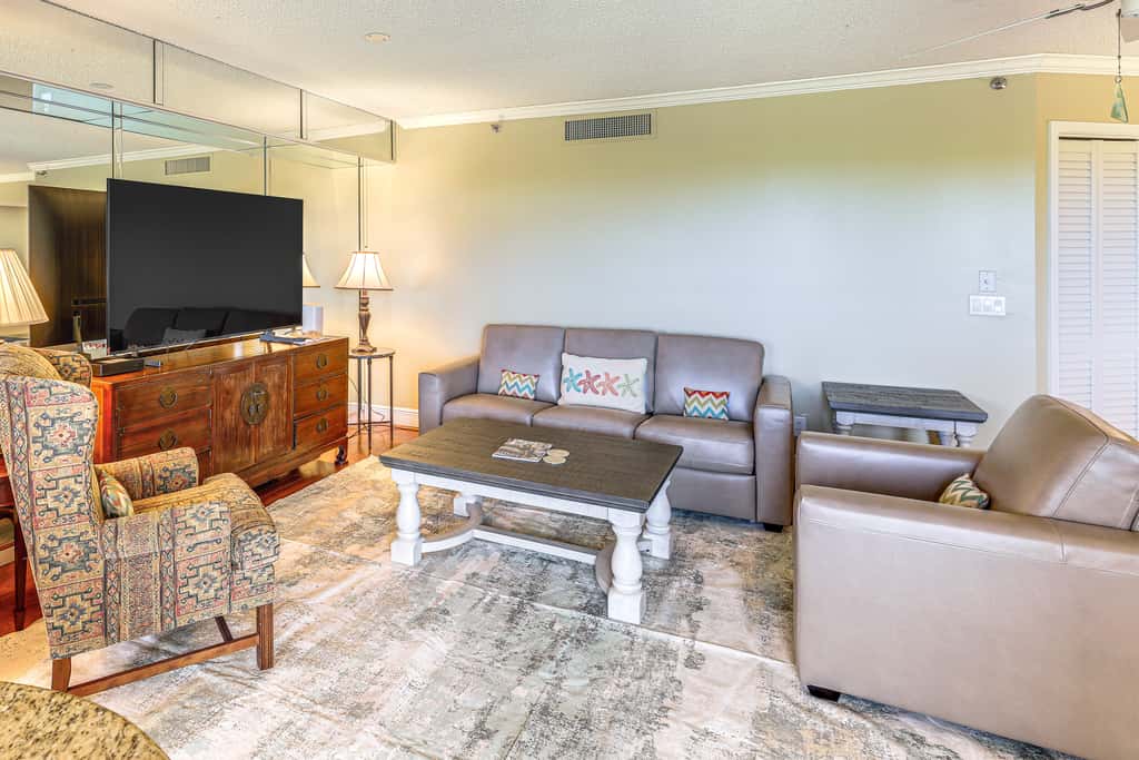 1/2 Mi to Jupiter Beach: Penthouse Condo w/ Views
