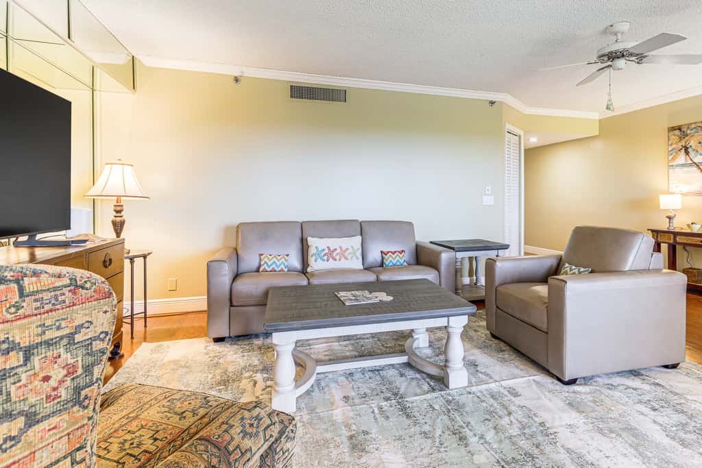 1/2 Mi to Jupiter Beach: Penthouse Condo w/ Views