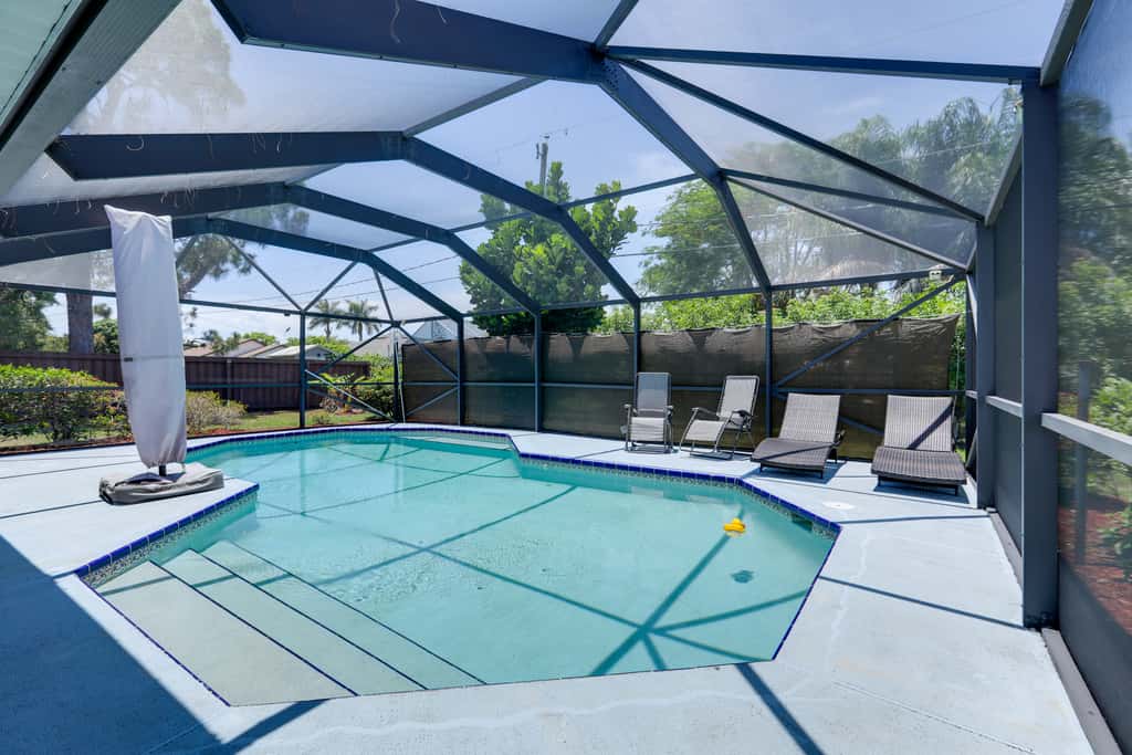 Private Pool & Yard: Family Home in Port St Lucie
