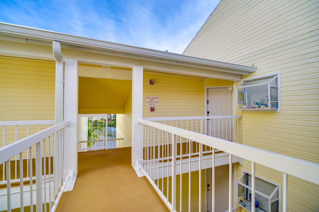 Walk to Canova Beach Park: Couple's Coastal Condo