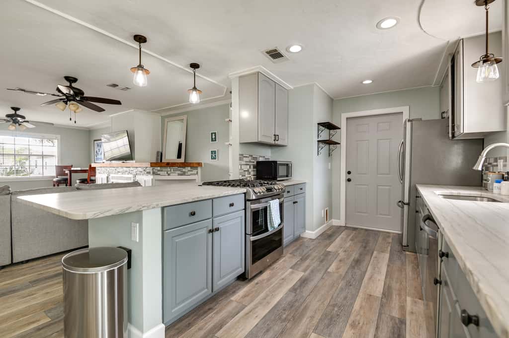 1/2 Mi to River! Poolside Escape on Merritt Island
