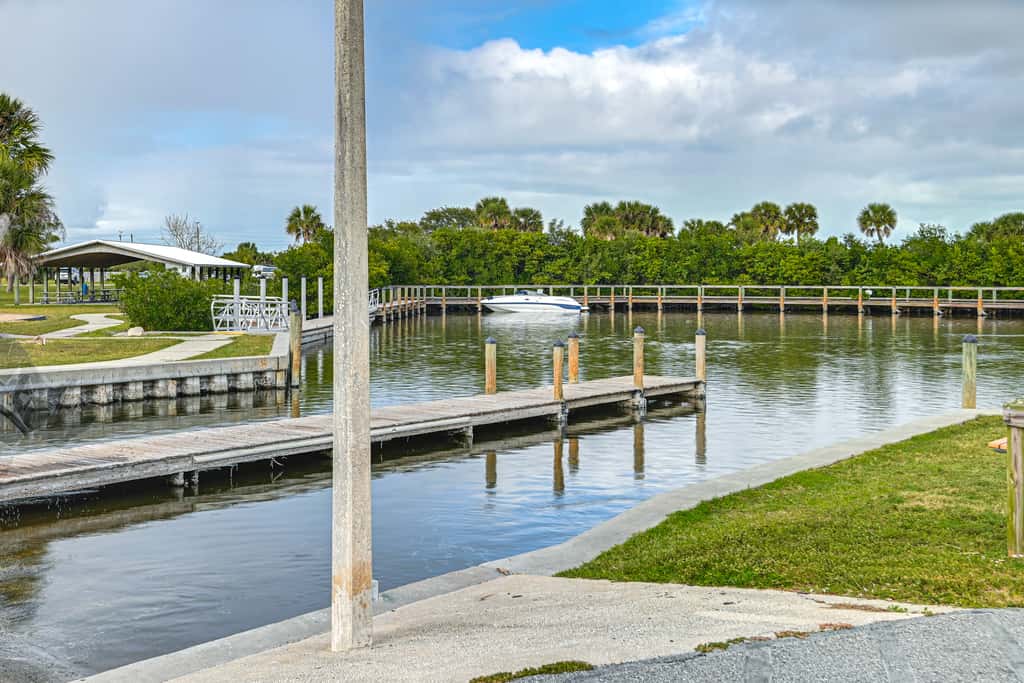 1/2 Mi to River! Poolside Escape on Merritt Island