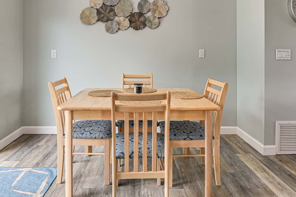 1/2 Mi to River! Poolside Escape on Merritt Island