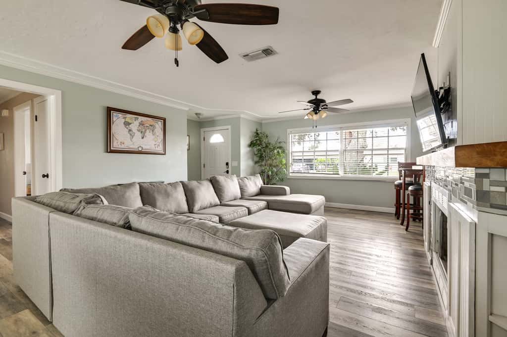 1/2 Mi to River! Poolside Escape on Merritt Island