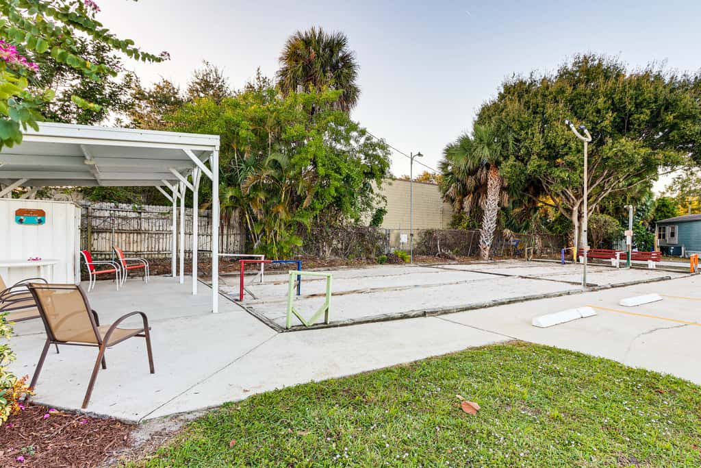 3 Mi to Ocean: Vero Beach Home w/ Pool Access!