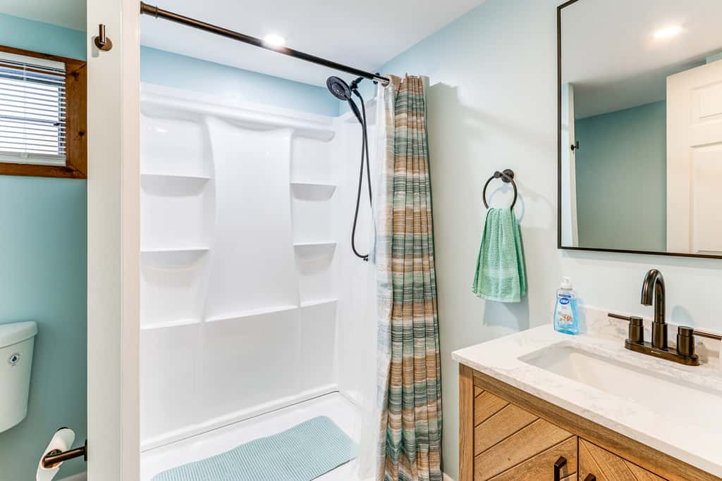 3 Mi to Ocean: Vero Beach Home w/ Pool Access!