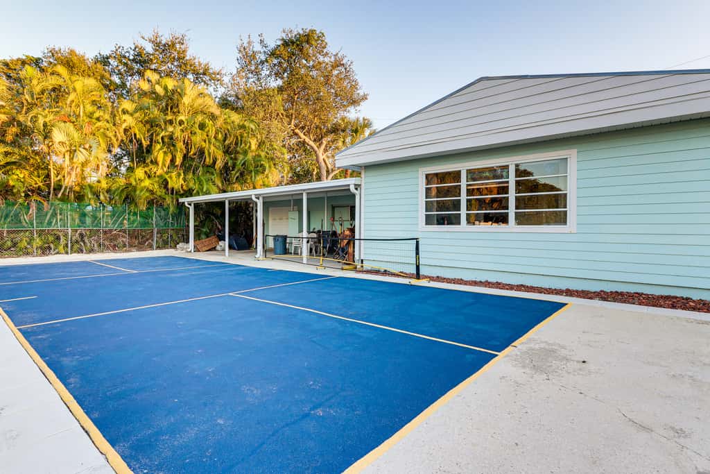 3 Mi to Ocean: Vero Beach Home w/ Pool Access!
