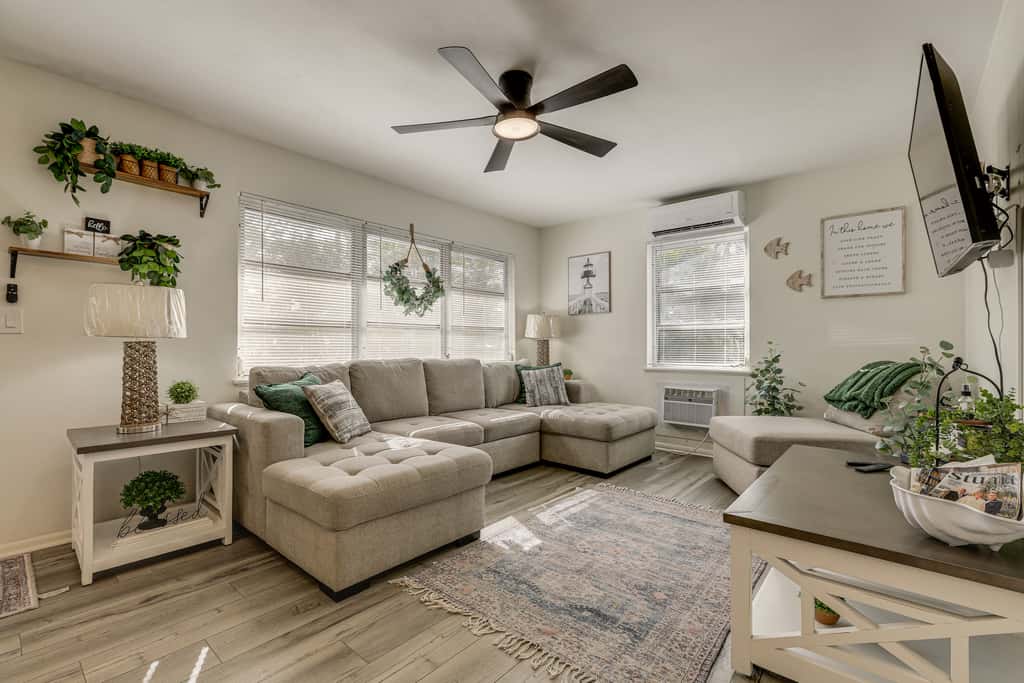 Walk to Shops & Dining: Downtown Stuart Home!