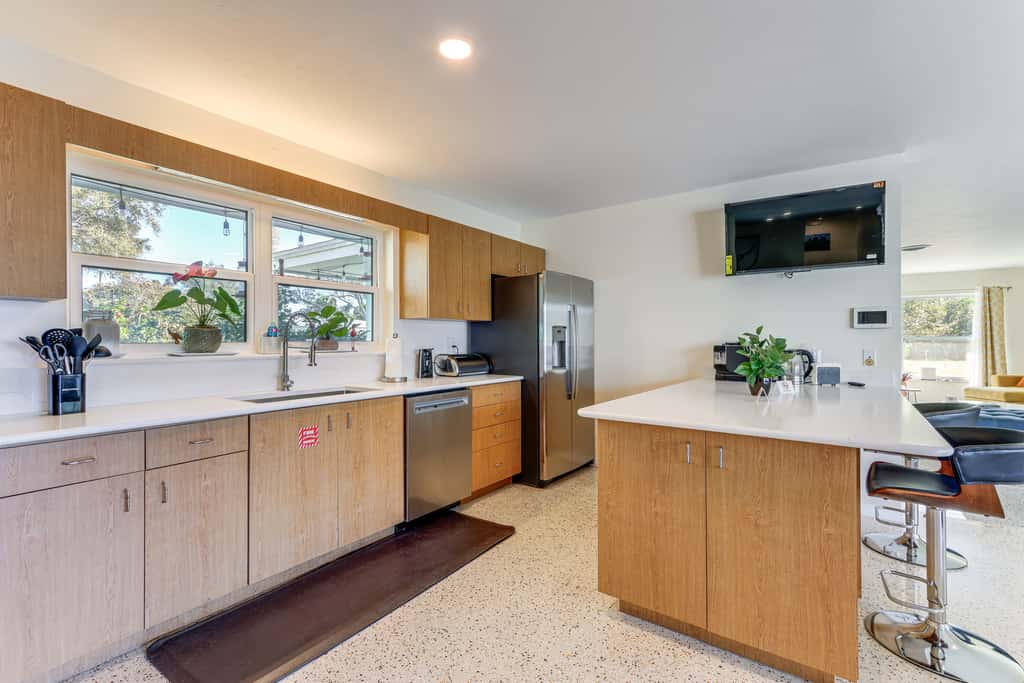Heated Pool w/ No Fee! Vero Beach Oasis Near Ocean