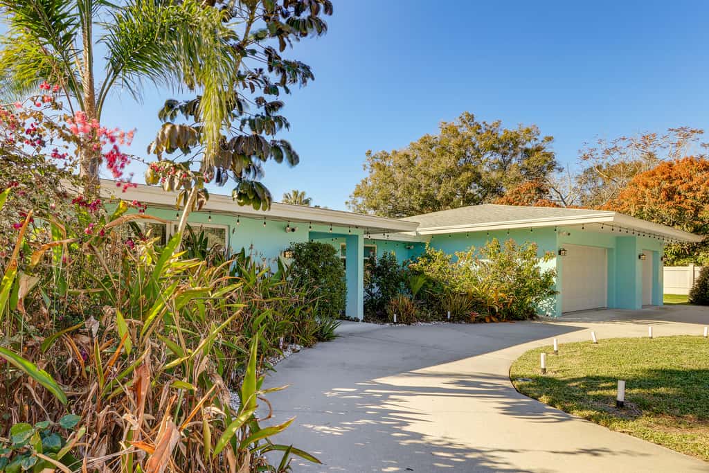 Heated Pool w/ No Fee! Vero Beach Oasis Near Ocean