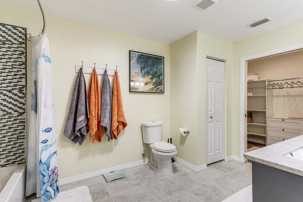 Heated Pool w/ No Fee! Vero Beach Oasis Near Ocean