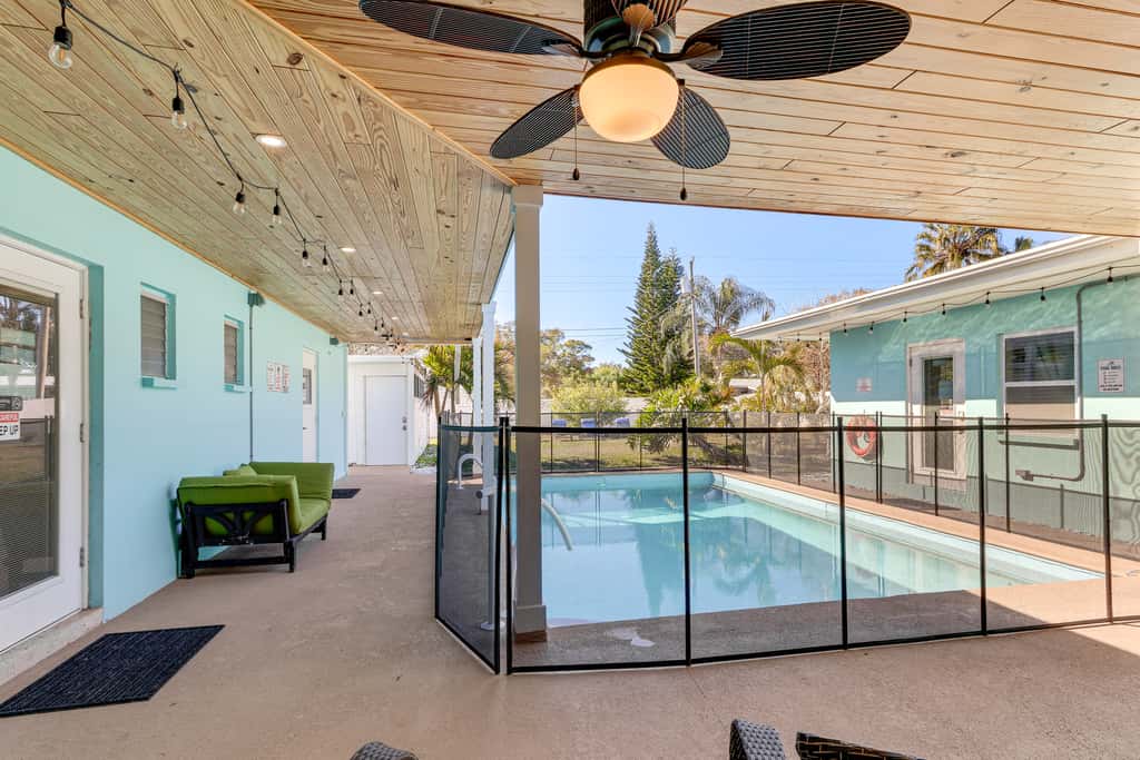 Heated Pool w/ No Fee! Vero Beach Oasis Near Ocean