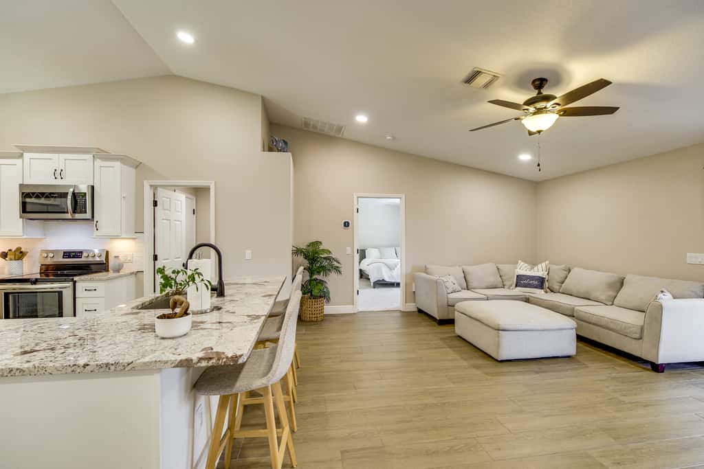 Jump into Fall at this cozy gem w/ Private Pool!