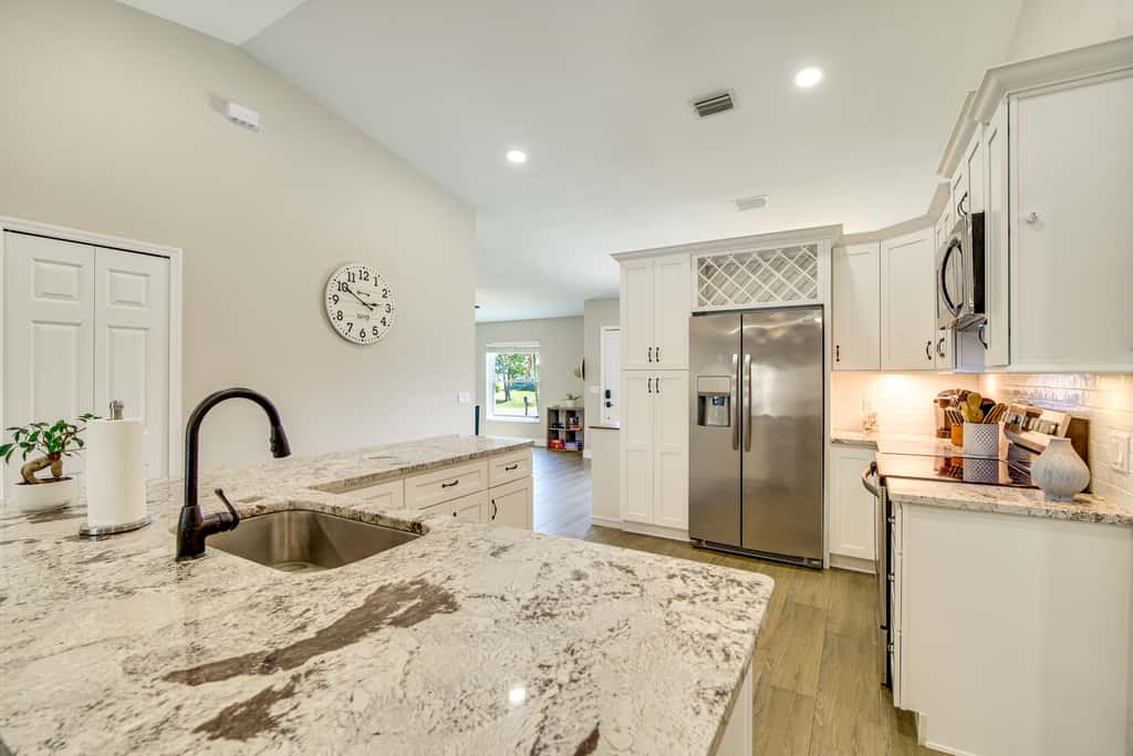 Jump into Fall at this cozy gem w/ Private Pool!