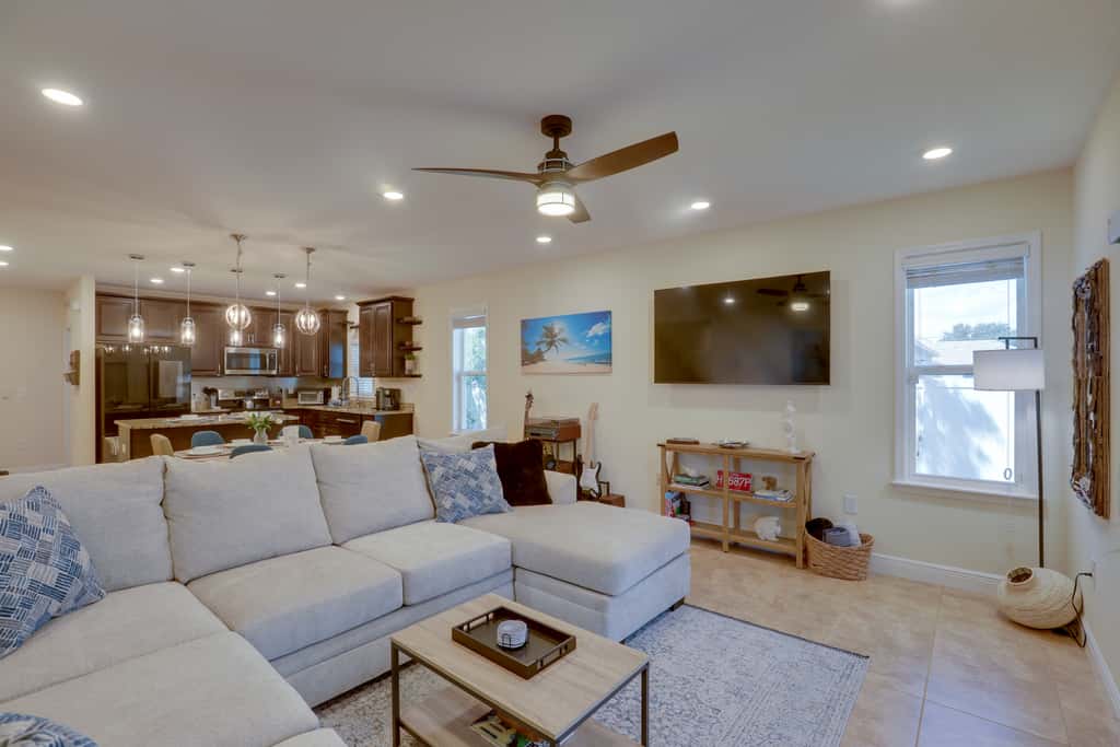 Swim, Golf, Grill & Chill! Port St Lucie Getaway