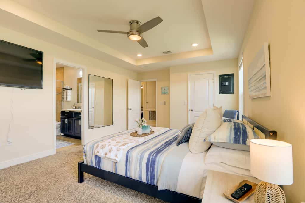 Swim, Golf, Grill & Chill! Port St Lucie Getaway
